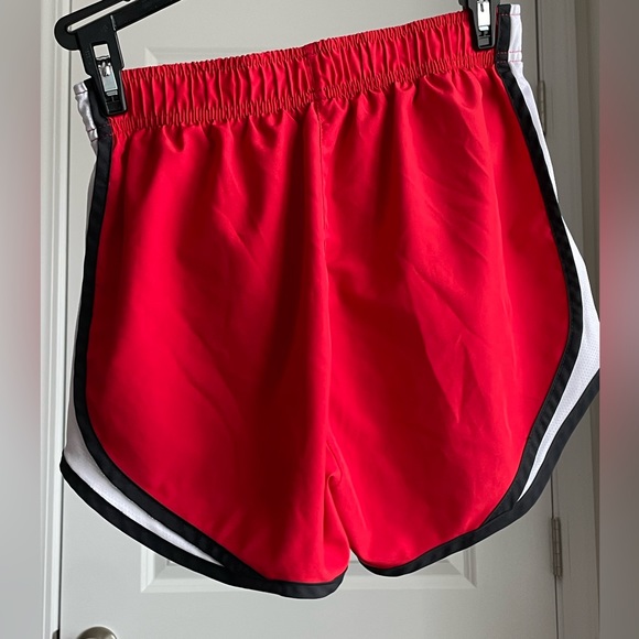 Red Nike Shorts XS - Picture 2 of 5